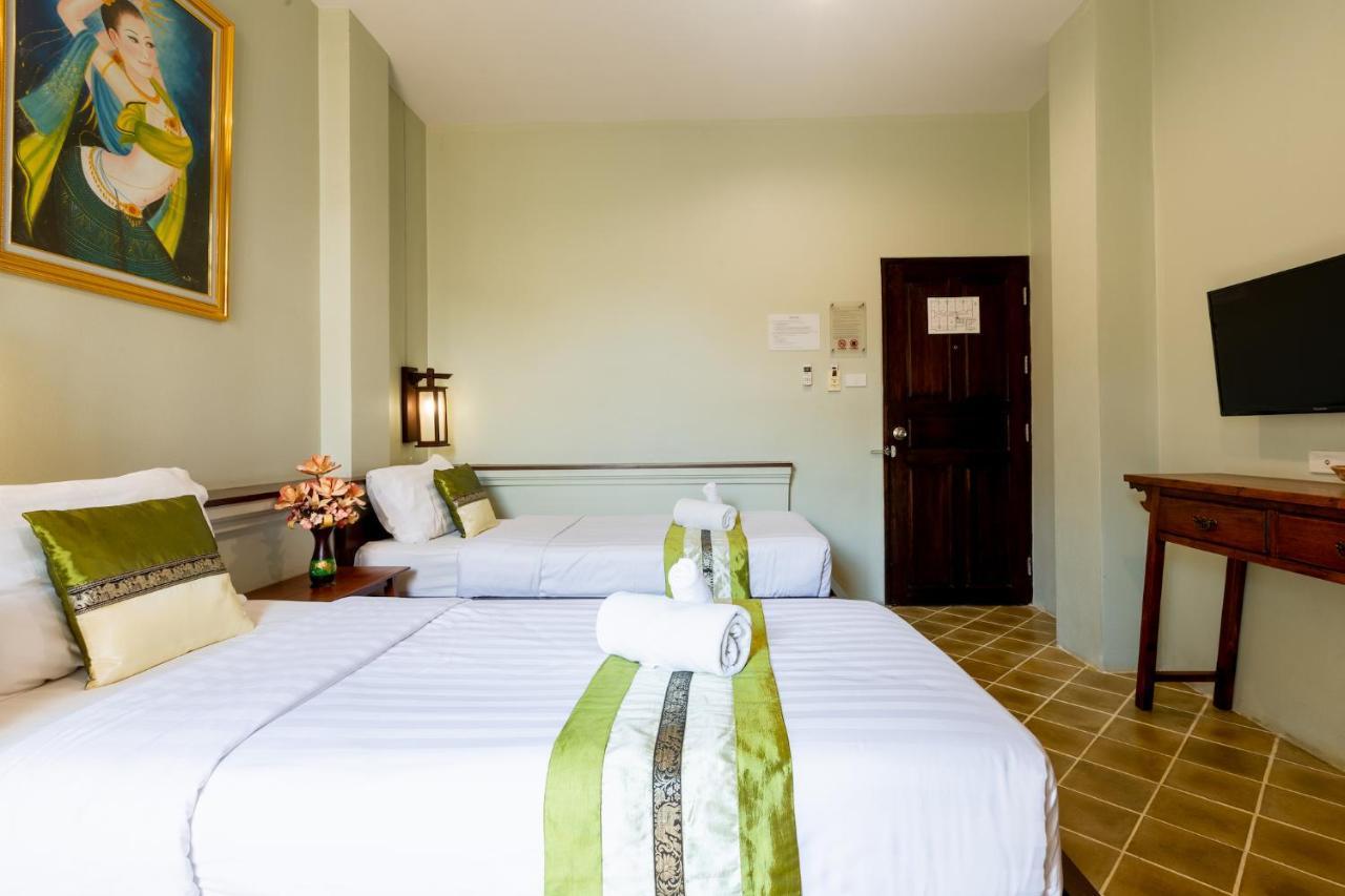 Hotel Huen Hug Chiang Mai Esterno foto