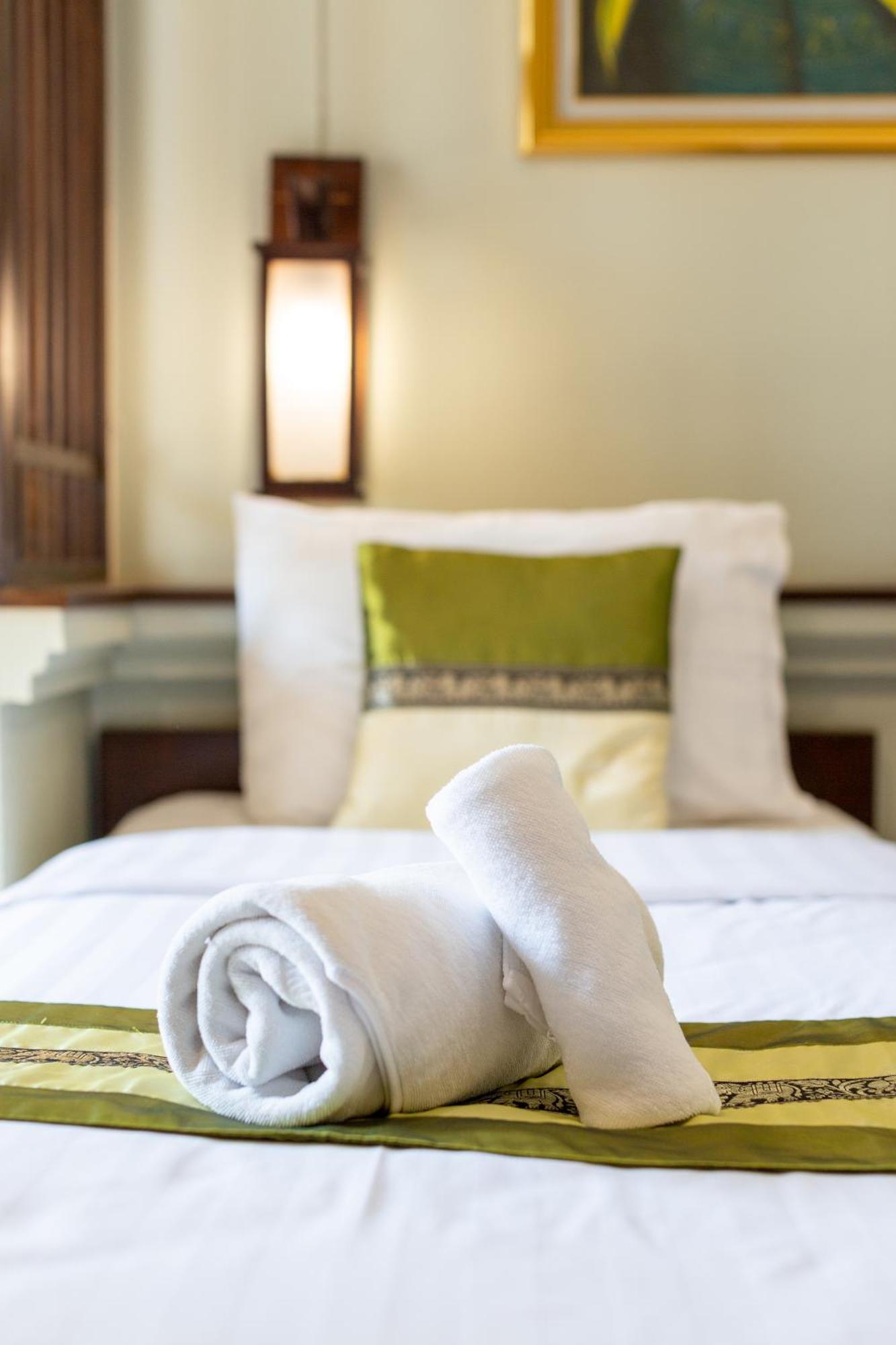 Hotel Huen Hug Chiang Mai Esterno foto
