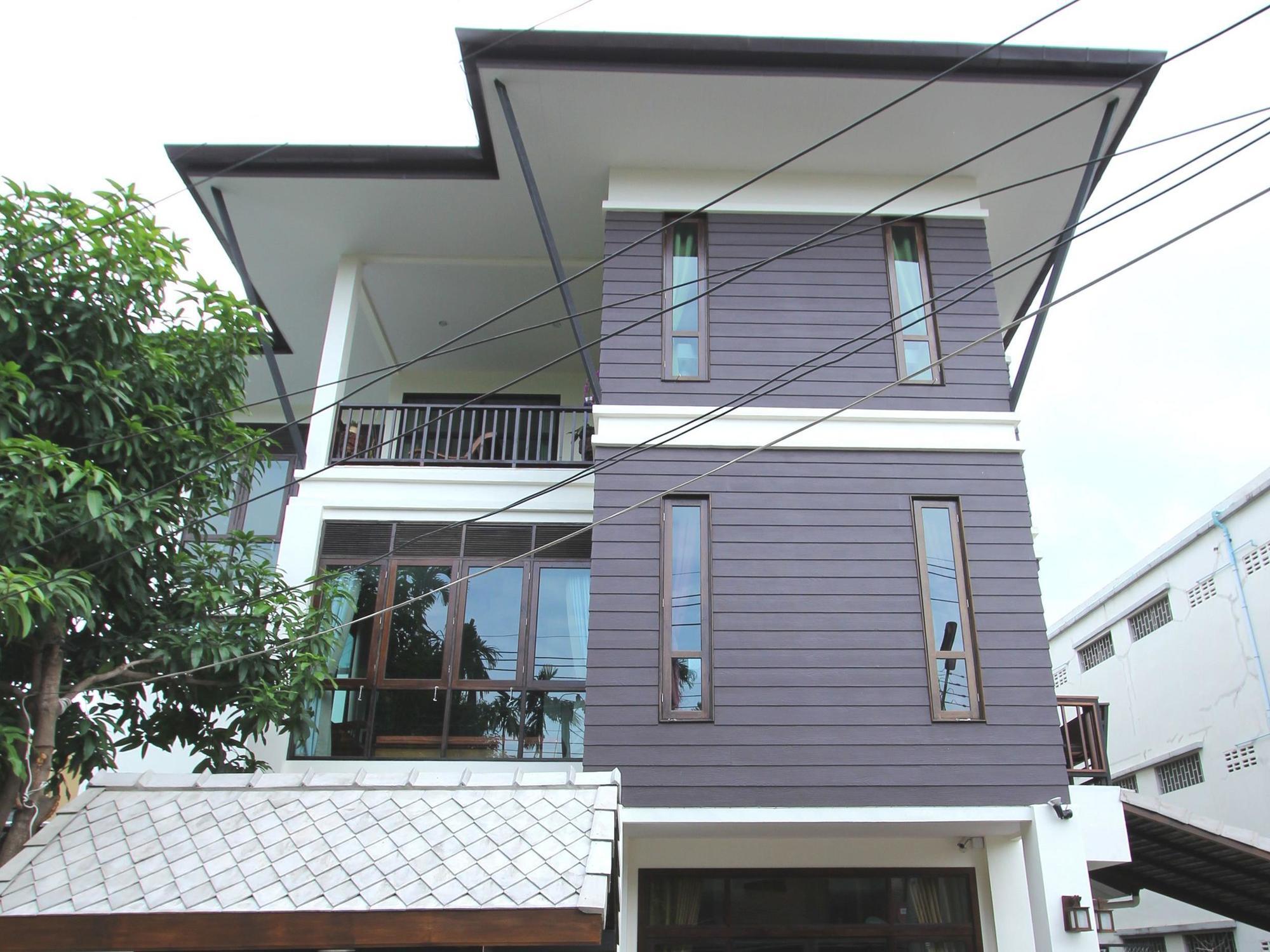 Hotel Huen Hug Chiang Mai Esterno foto